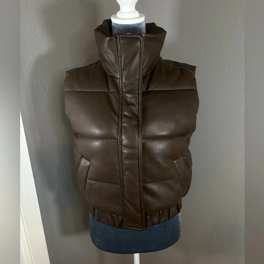 Abercrombie & Fitch Ultra Collection Vegan Leather Brown Puffer Vest Size XS